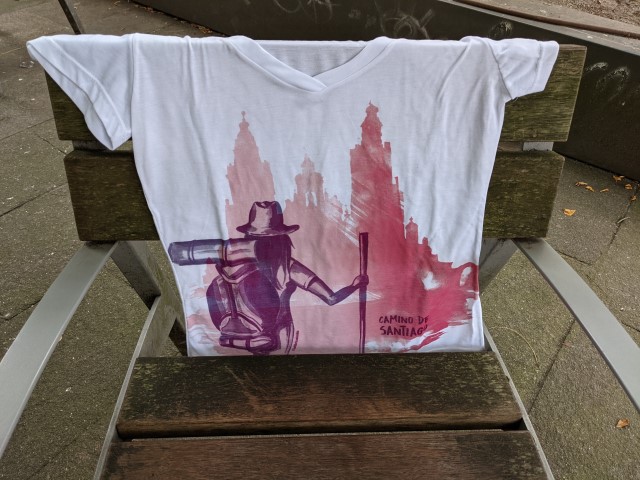 Best T-Shirt for Camino de Santiago – My personal experience